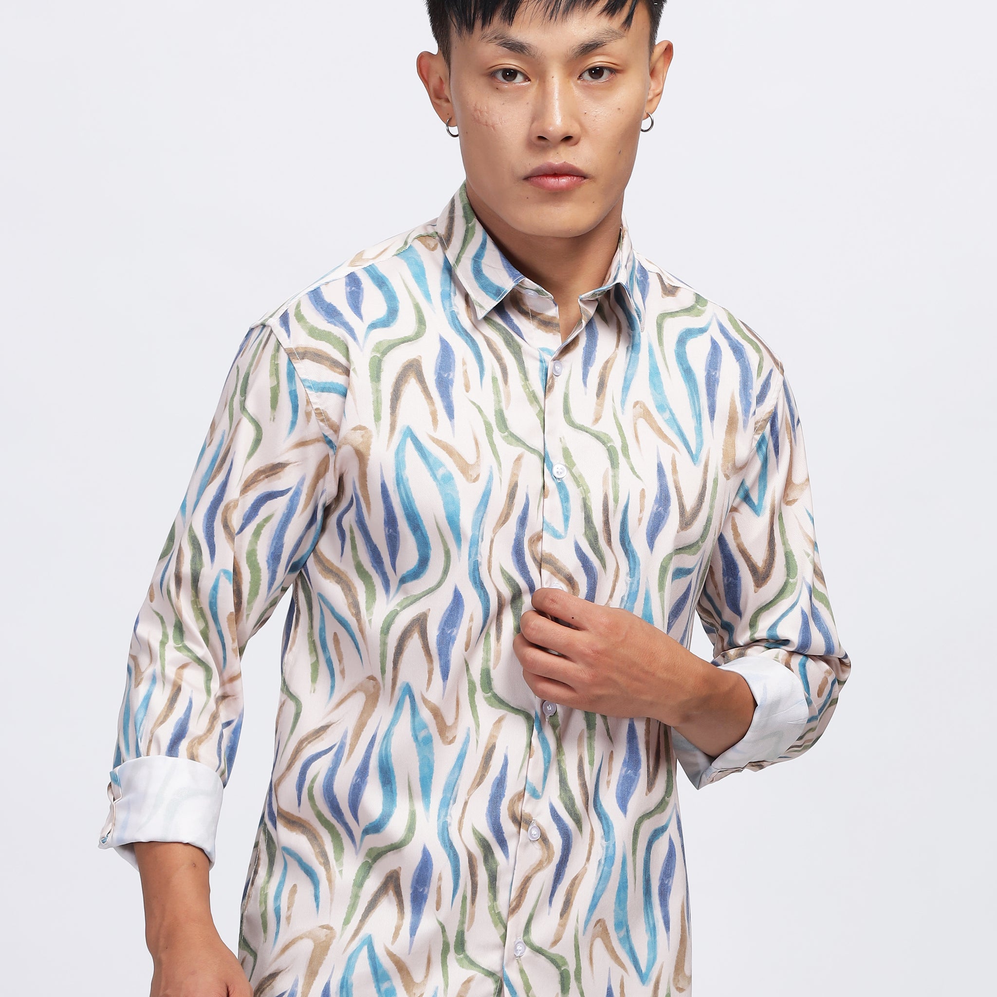 WAVE ABSTRACT WHITE SHIRT